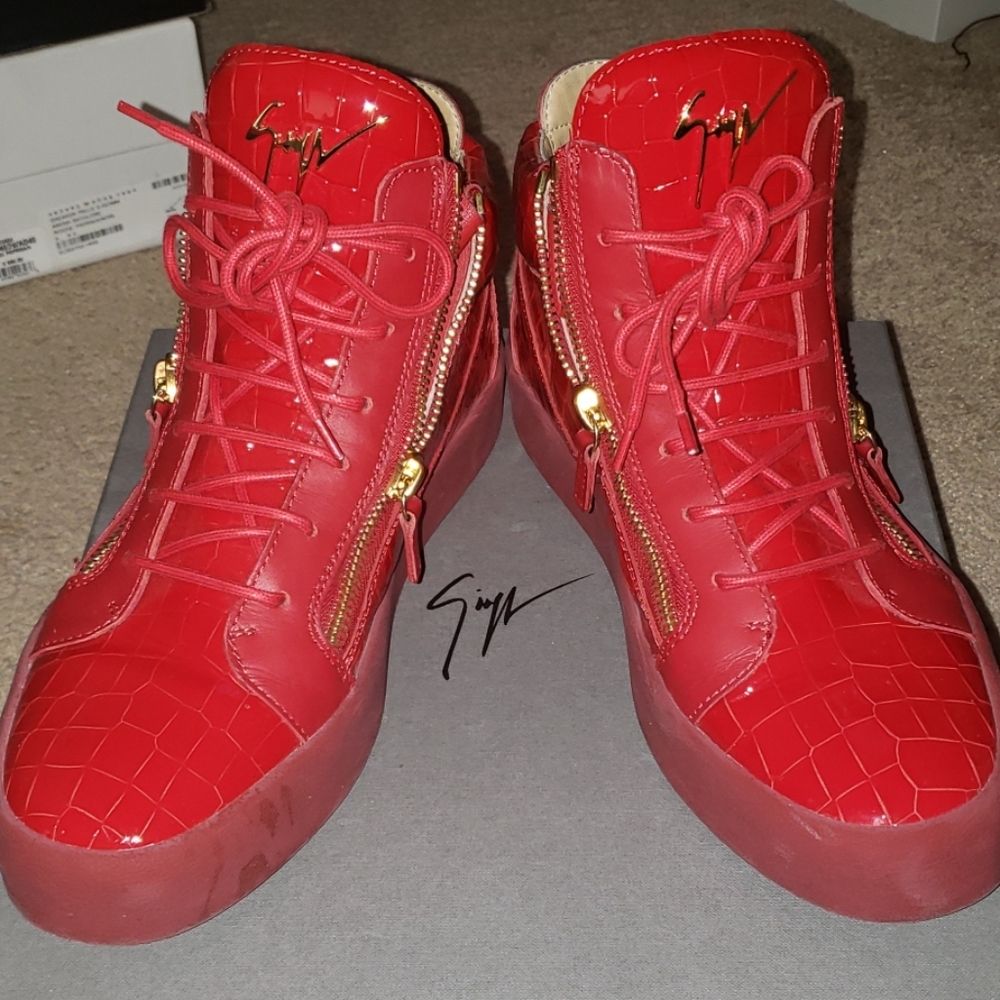 Giuseppe Mens Red Shoe sz 44 (11 US)